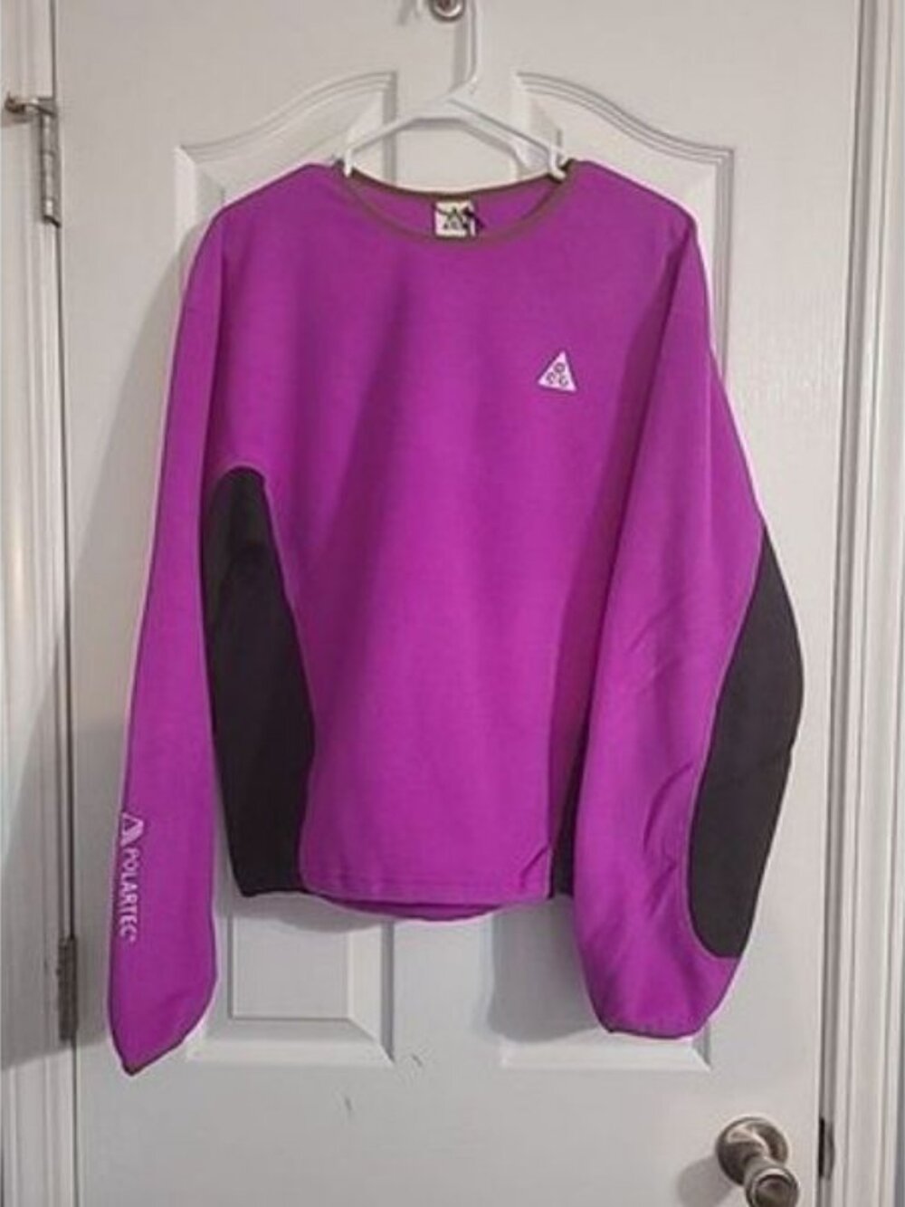 Nike ACG Wolf Tree Men's Size Small Vivid Purple Fleece Sweatshirt HV1117–551